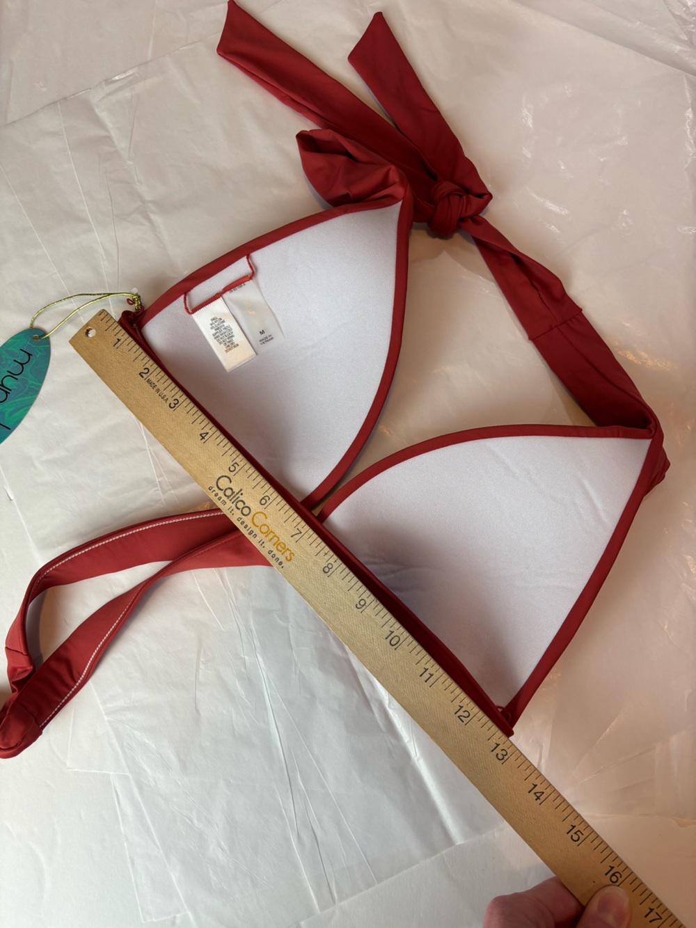 Mynah Bikini Top chili oil red size medium adjustable straps molded cups halter - Picture 6 of 6